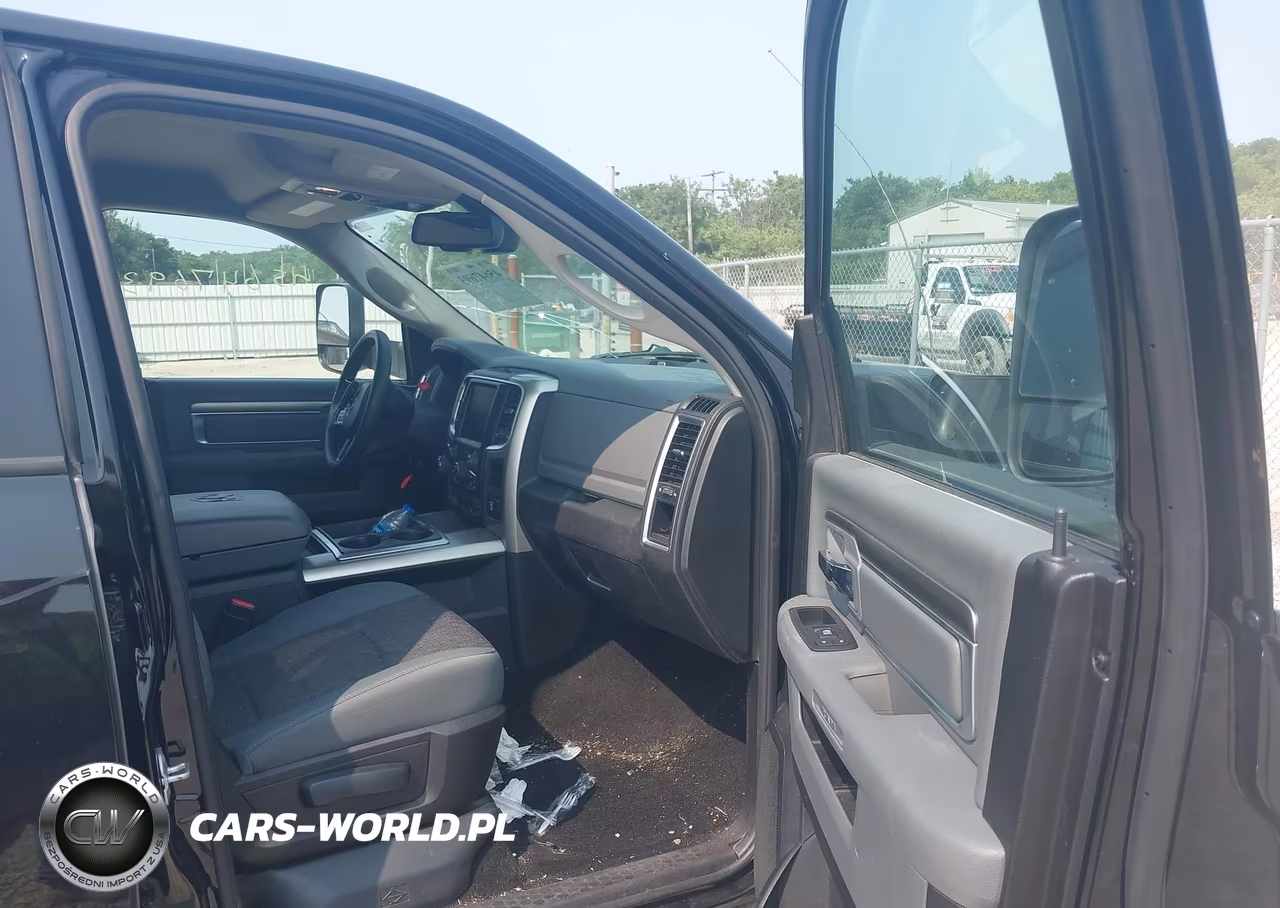 2015 Ram 1500 Big Horn VIN:1C6RR7LT1FS572758 - 5