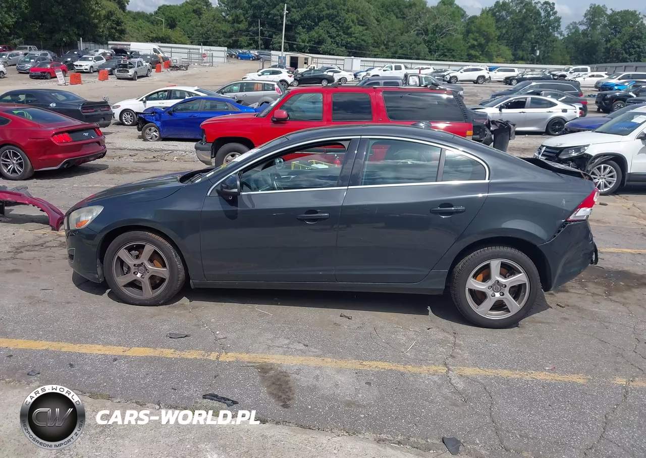 2013 Volvo S60 T5-T5 Platinum-T5 Premier-T5 Premier Plus VIN:YV1612FH9D2205062 - 13