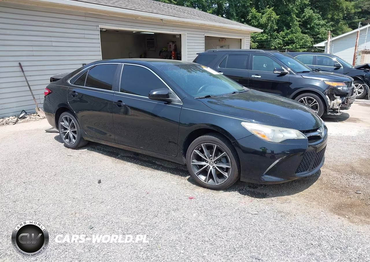 2015 Toyota Camry Xse