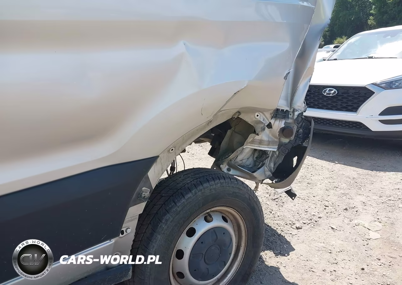 2019 Ford Transit-250 VIN:1FTYR2CM6KKA33823 - 6