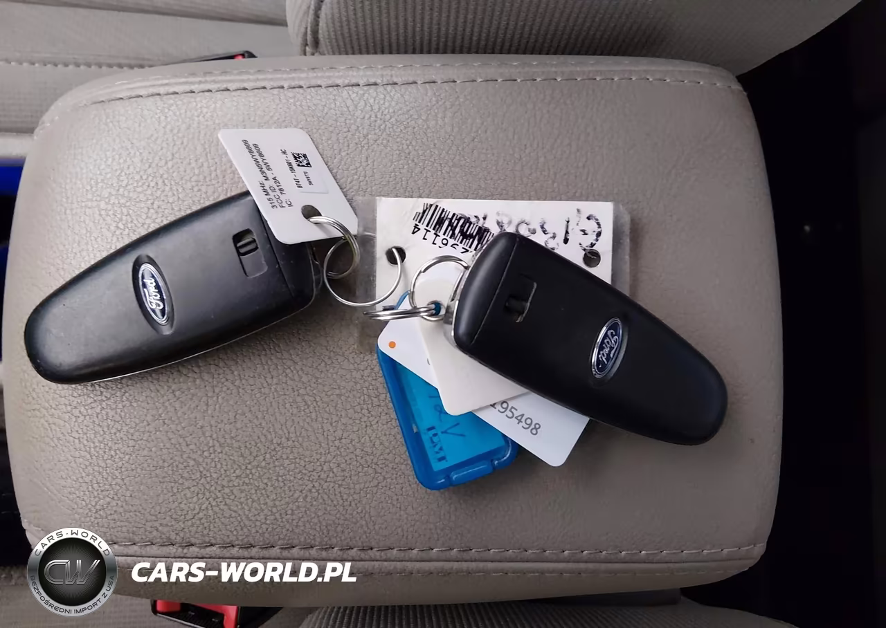 2018 Ford Focus Electric VIN:1FADP3R49JL296114 - 11