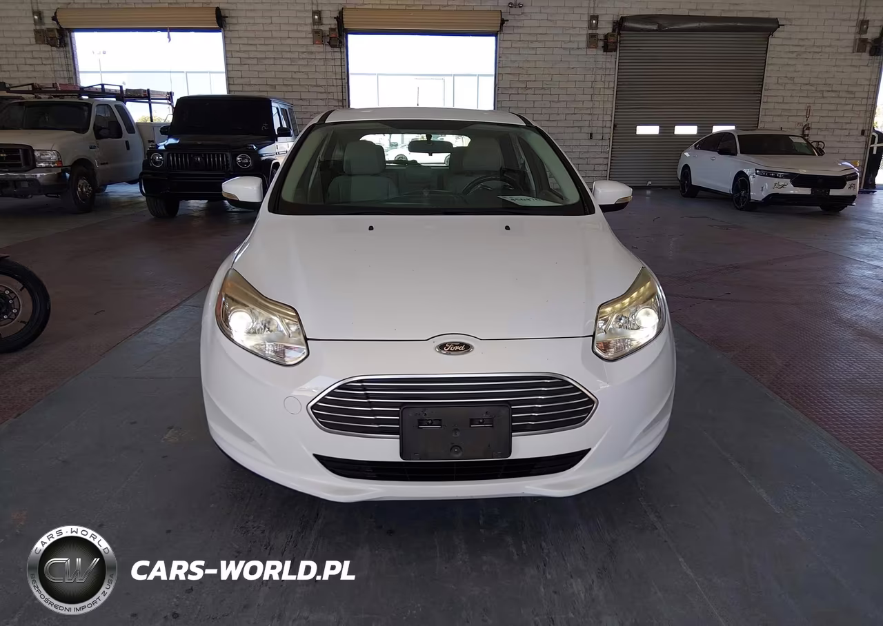 2018 Ford Focus Electric VIN:1FADP3R49JL296114 - 12