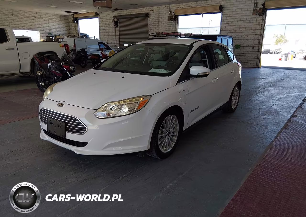 2018 Ford Focus Electric VIN:1FADP3R49JL296114 - 2
