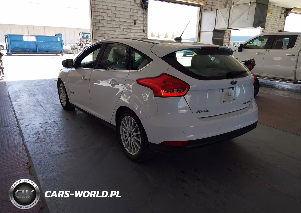 2018 Ford Focus Electric VIN:1FADP3R49JL296114 - 3