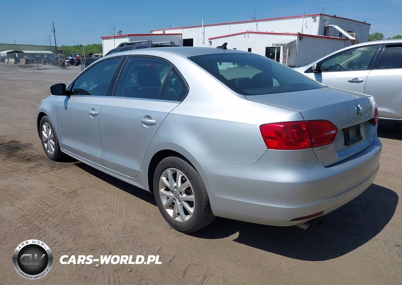 2014 Volkswagen Jetta 1.8T Se VIN:3VWD17AJ2EM327662 - 3