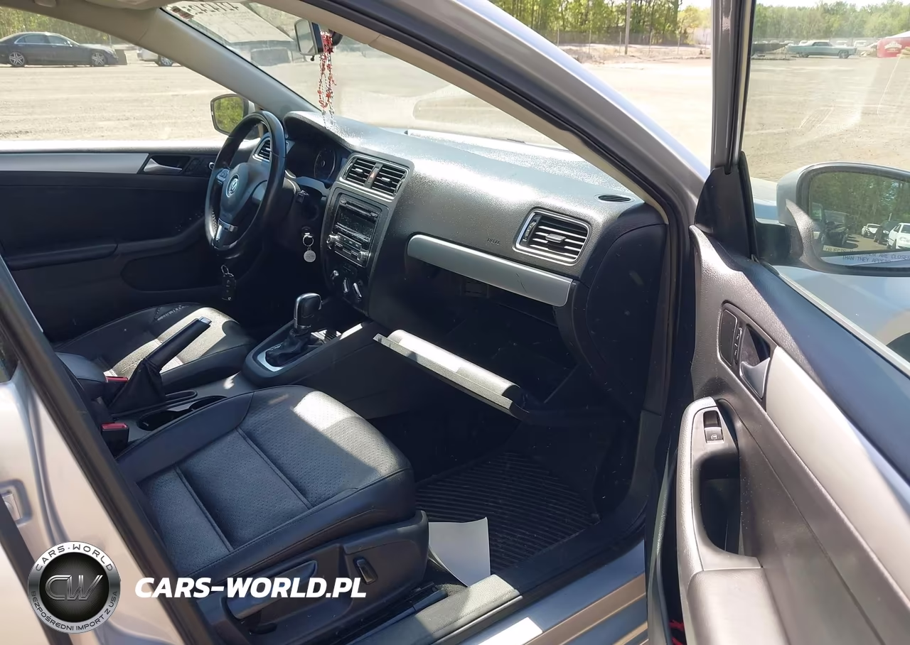 2014 Volkswagen Jetta 1.8T Se VIN:3VWD17AJ2EM327662 - 5