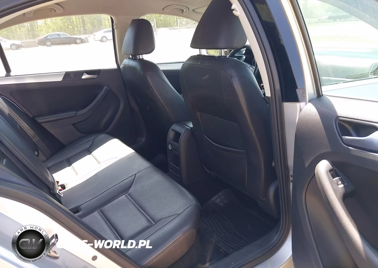 2014 Volkswagen Jetta 1.8T Se VIN:3VWD17AJ2EM327662 - 8