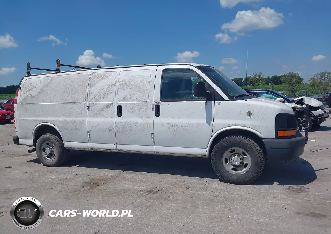 2015 Chevrolet Express 2500 Work Van VIN:1GCWGGFF5F1108188 - 13