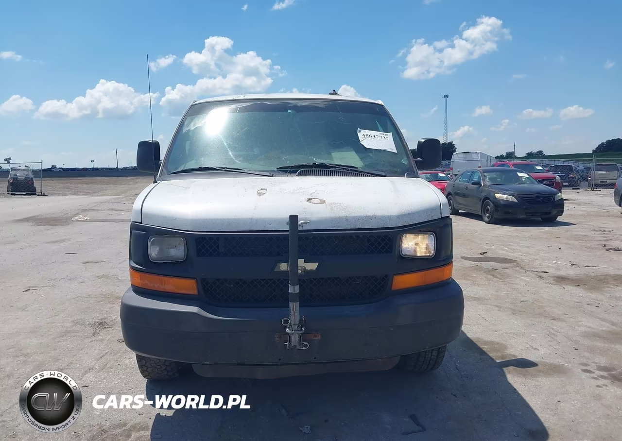 2015 Chevrolet Express 2500 Work Van VIN:1GCWGGFF5F1108188 - 6