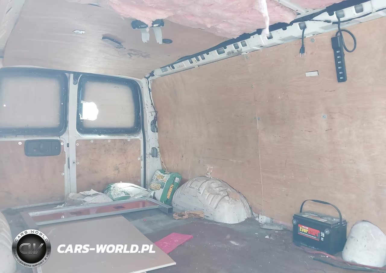 2015 Chevrolet Express 2500 Work Van VIN:1GCWGGFF5F1108188 - 8