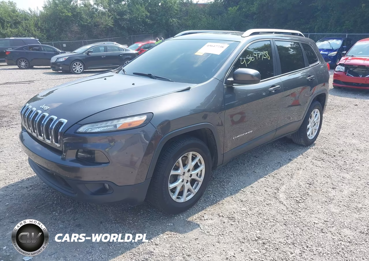 2015 Jeep Cherokee Latitude VIN:1C4PJMCB2FW645772 - 2