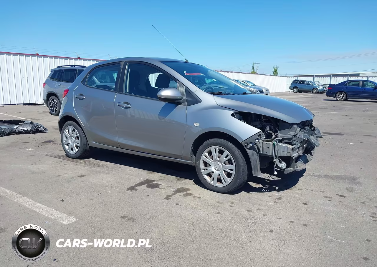 2014 Mazda Mazda2 Sport – zdjęcie 1 z 18