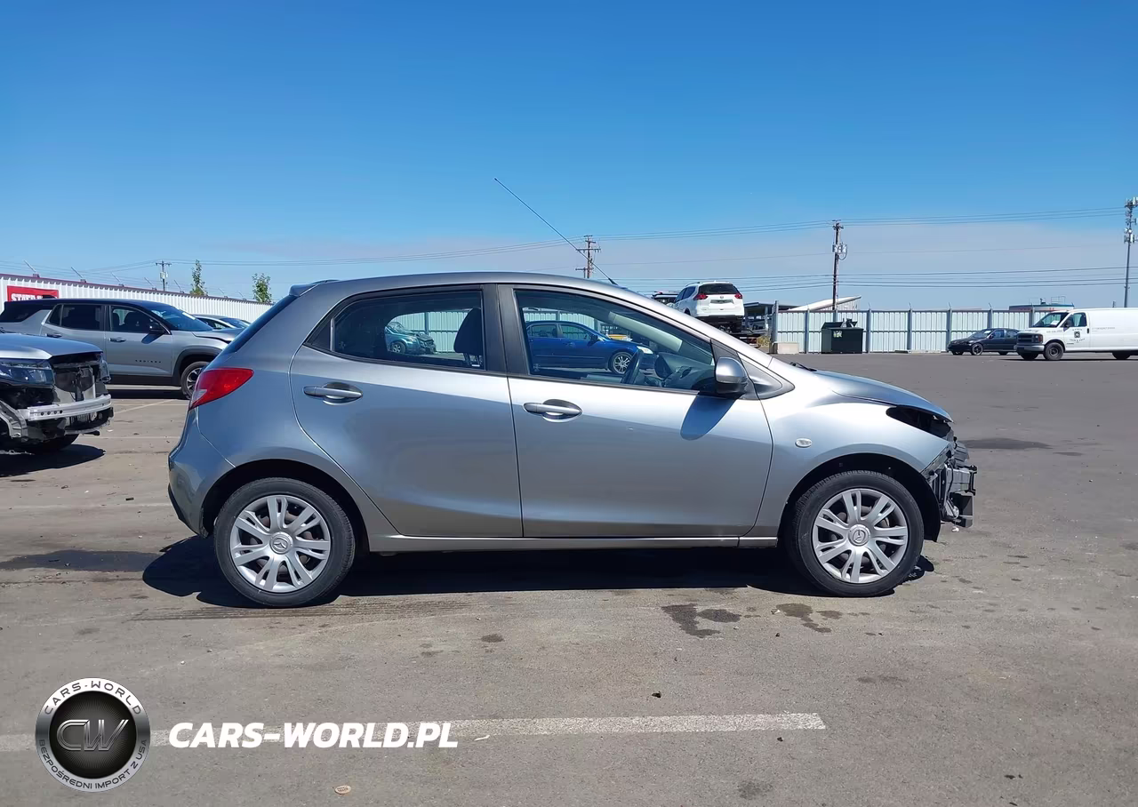 2014 Mazda Mazda2 Sport VIN:JM1DE1KZ3E0177976 - 14