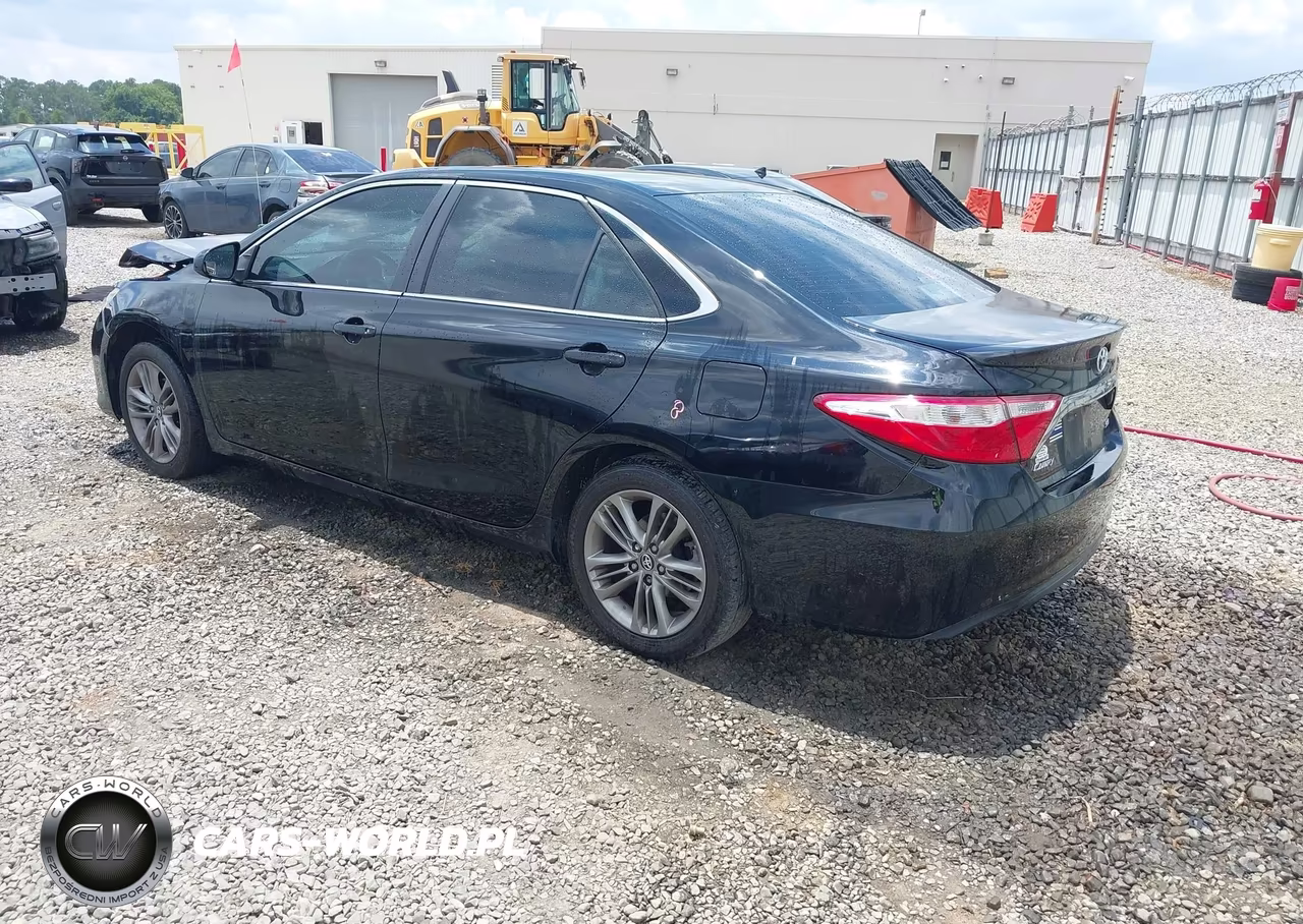 2017 Toyota Camry Se VIN:4T1BF1FKXHU759860 - 3