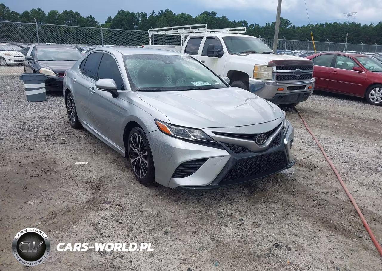 2018 Toyota Camry Se VIN:JTNB11HK6J3022498 - 1