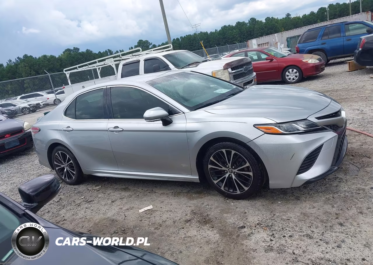 2018 Toyota Camry Se VIN:JTNB11HK6J3022498 - 13
