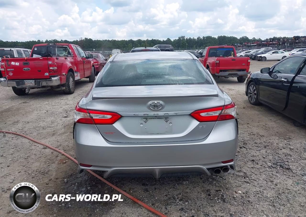 2018 Toyota Camry Se VIN:JTNB11HK6J3022498 - 16