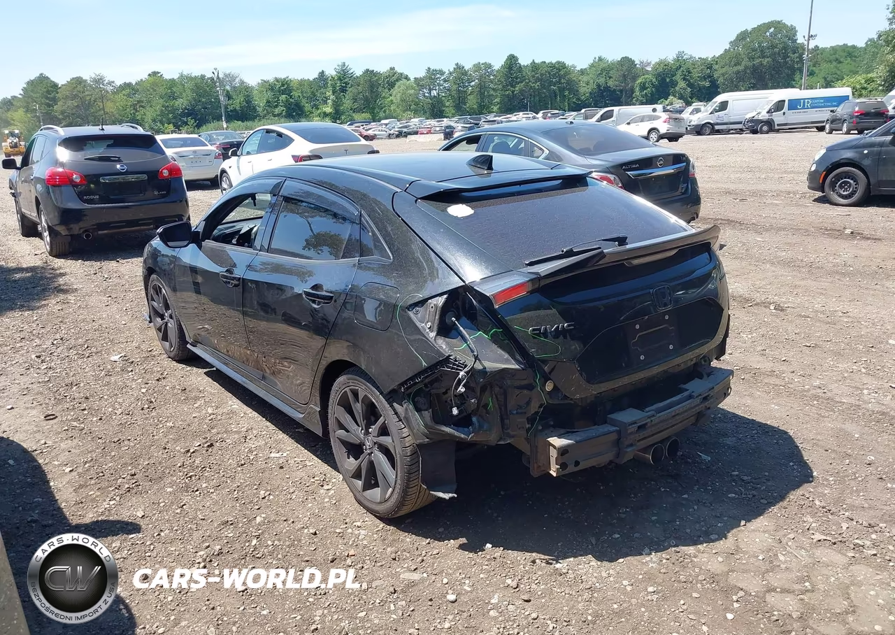 2018 Honda Civic Sport VIN:SHHFK7H48JU417193 - 3