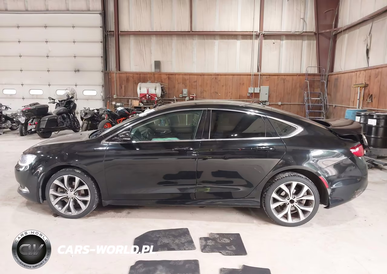 2015 Chrysler 200 C VIN:1C3CCCCG2FN581094 - 14