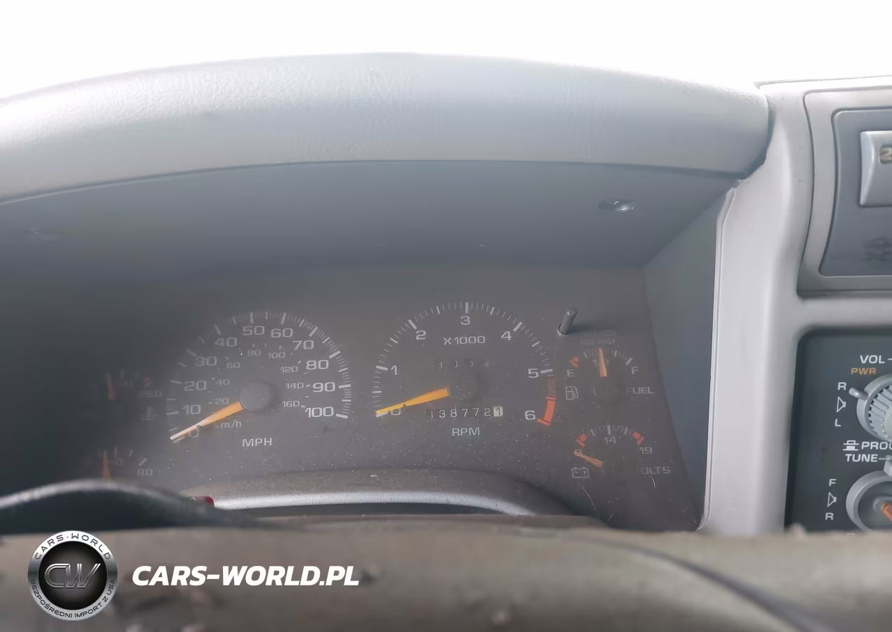 1997 Chevrolet Blazer Lt VIN:1GNDT13W7V2158028 - 7