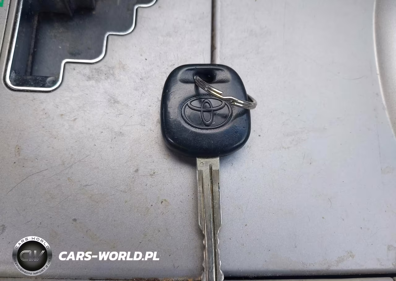 2010 Toyota Camry VIN:4T4BF3EK9AR011335 - 11
