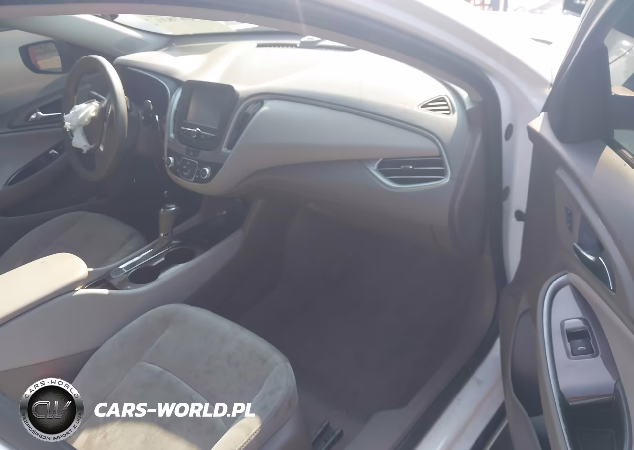 2016 Chevrolet Malibu Ls VIN:1G1ZB5ST6GF357625 - 5