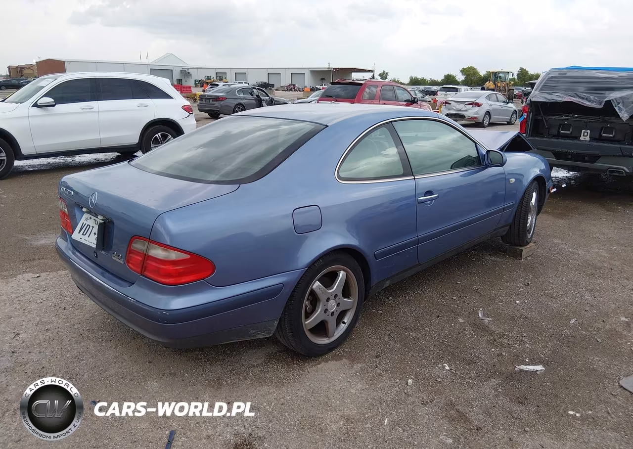 1999 Mercedes-Benz Clk 320 VIN:WDBLJ65G9XF097420 - 4