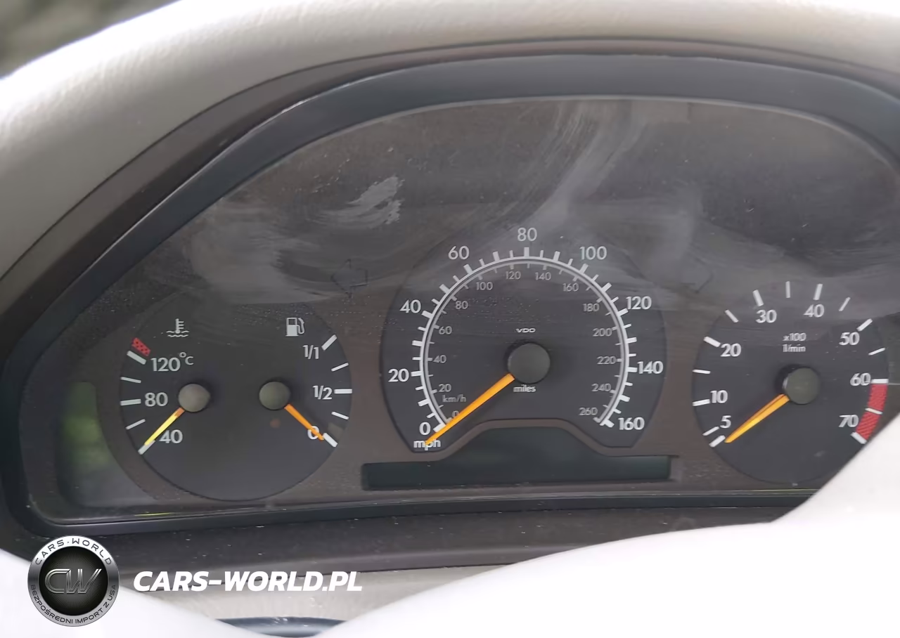 1999 Mercedes-Benz Clk 320 VIN:WDBLJ65G9XF097420 - 7