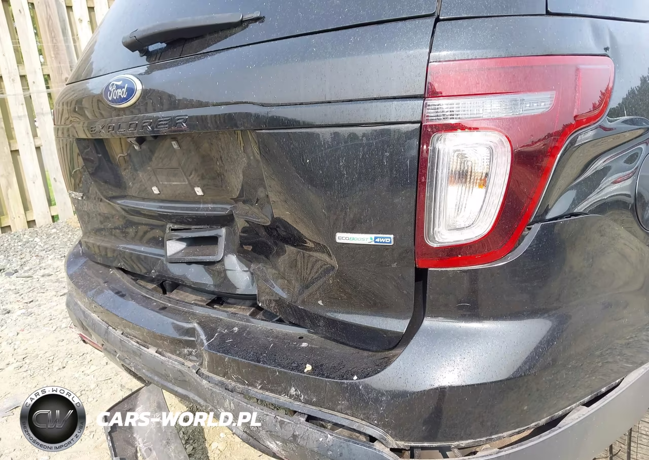 2015 Ford Explorer Sport VIN:1FM5K8GTXFGB71011 - 6
