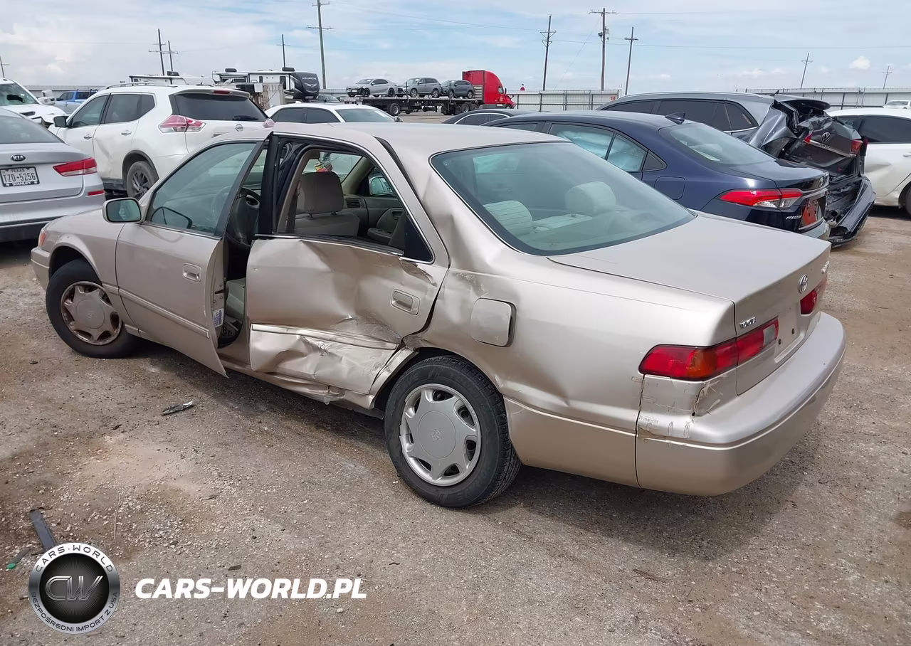 1999 Toyota Camry Ce VIN:4T1BG22K0XU424307 - 3