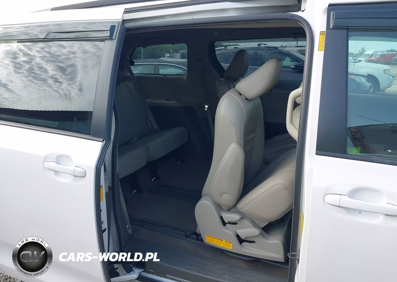 2013 Toyota Sienna Xle V6 8 Passenger VIN:5TDYK3DC4DS368736 - 8