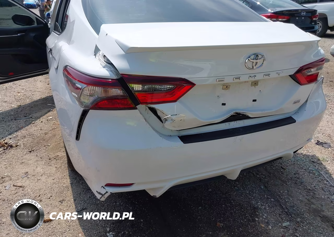 2021 Toyota Camry Se VIN:4T1T11AK3MU556703 - 21