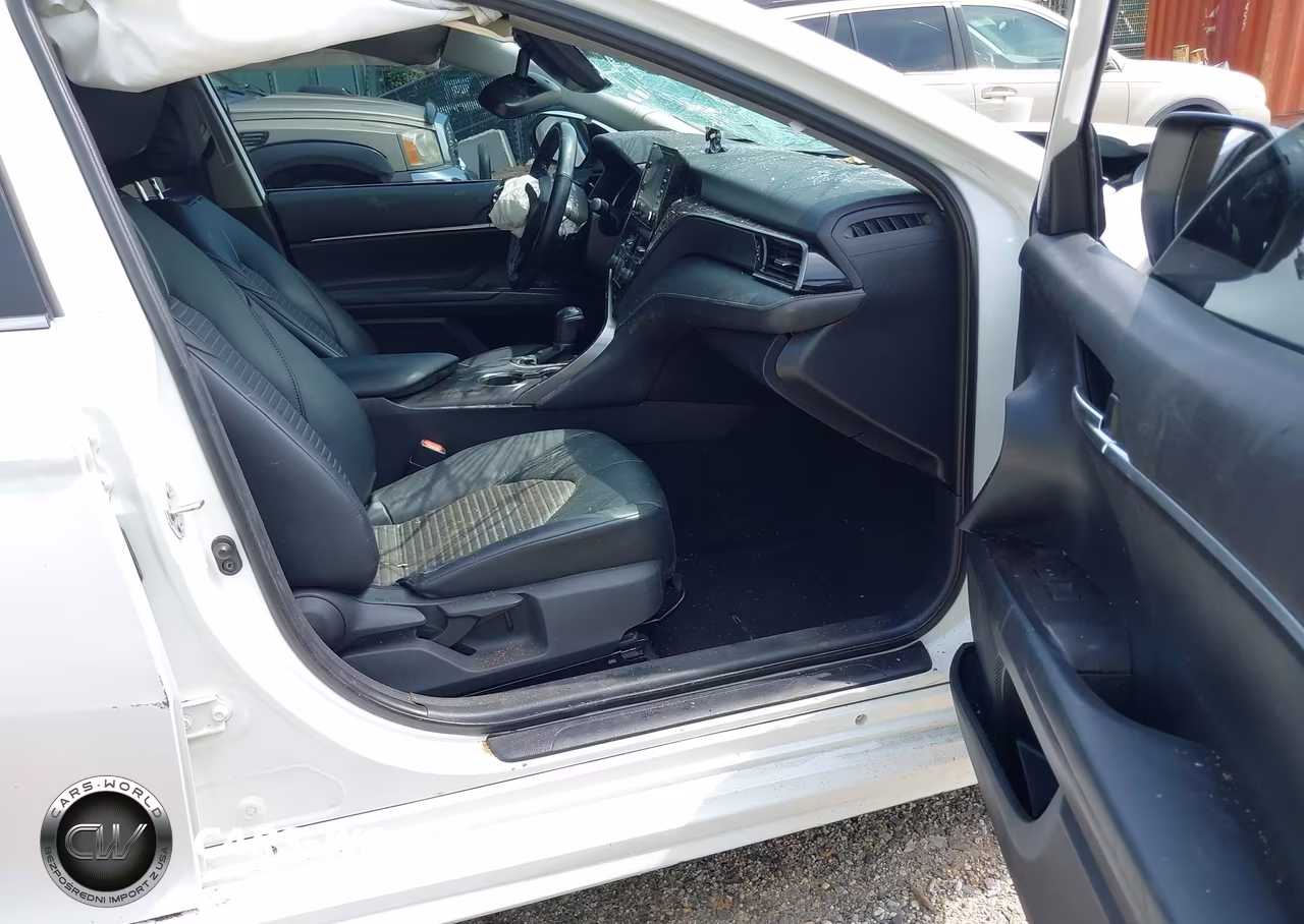 2021 Toyota Camry Se VIN:4T1T11AK3MU556703 - 5