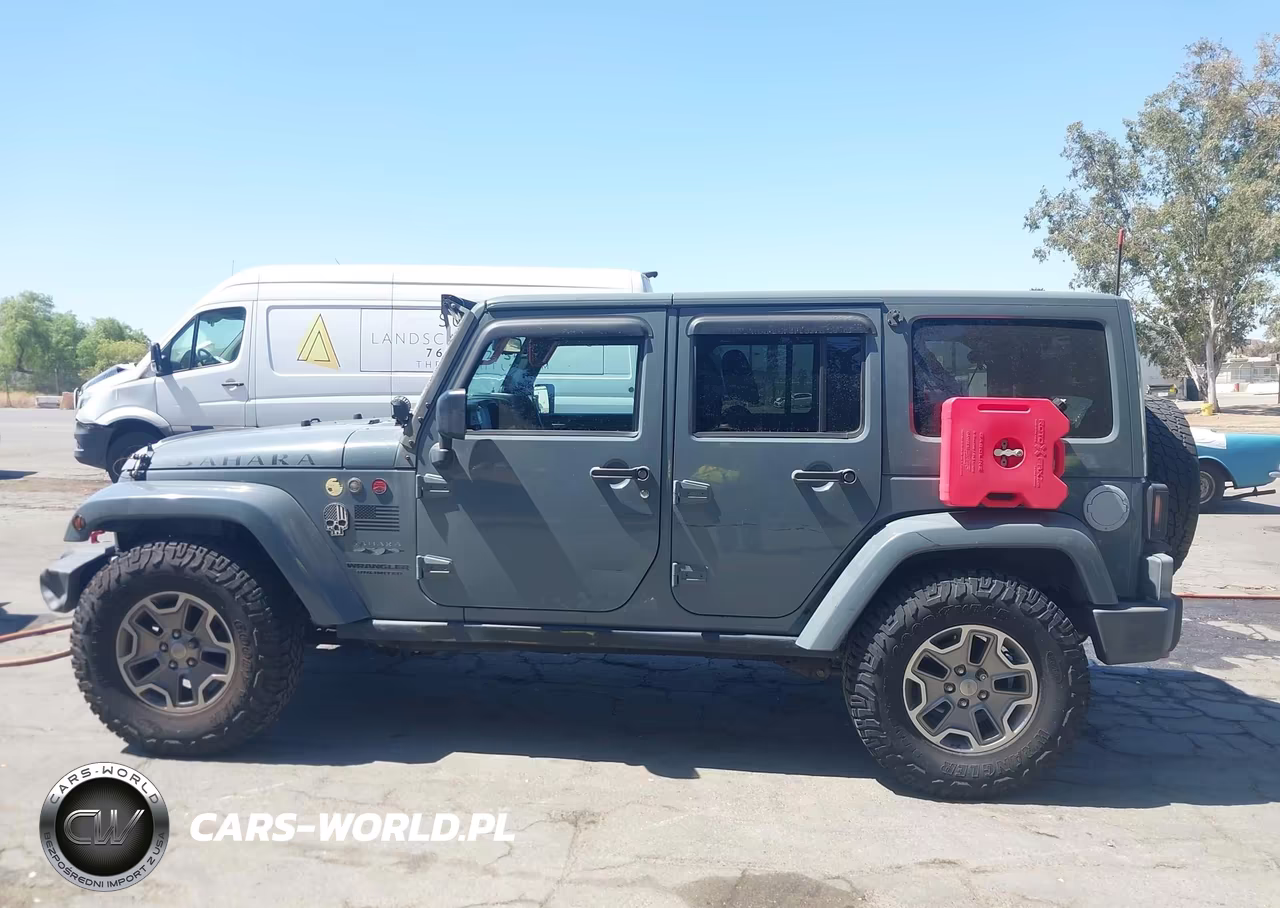 2014 Jeep Wrangler Unlimited Sahara VIN:1C4BJWEGXEL284029 - 14