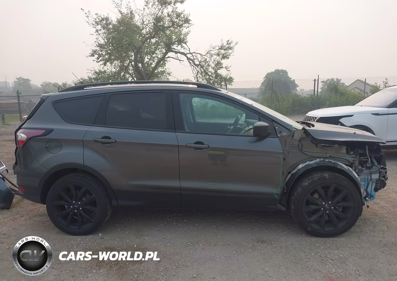 2017 Ford Escape Se VIN:1FMCU9GD0HUE02907 - 13