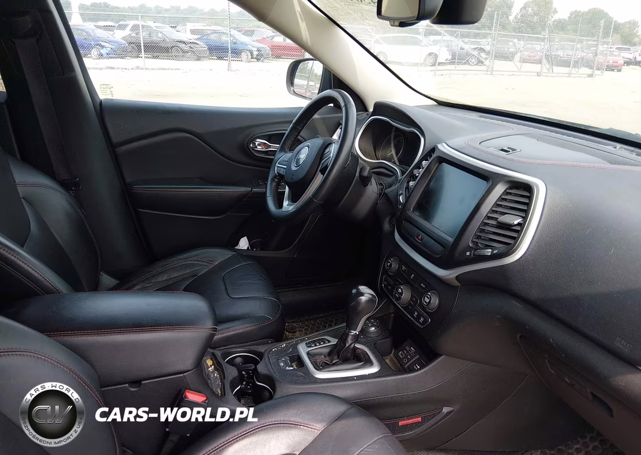2014 Jeep Cherokee Trailhawk VIN:1C4PJMBBXEW311179 - 5