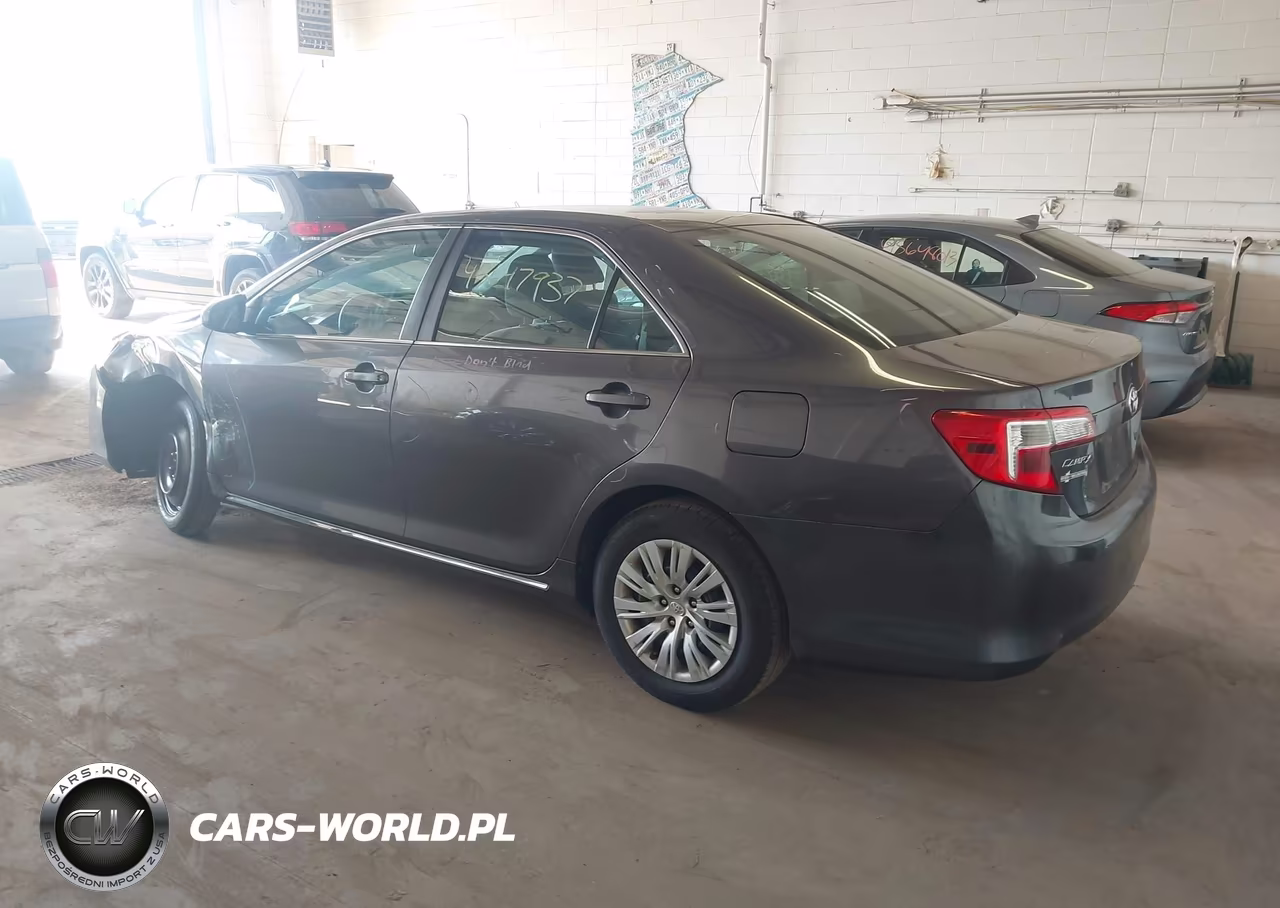 2013 Toyota Camry Le VIN:4T1BF1FK1DU690258 - 3
