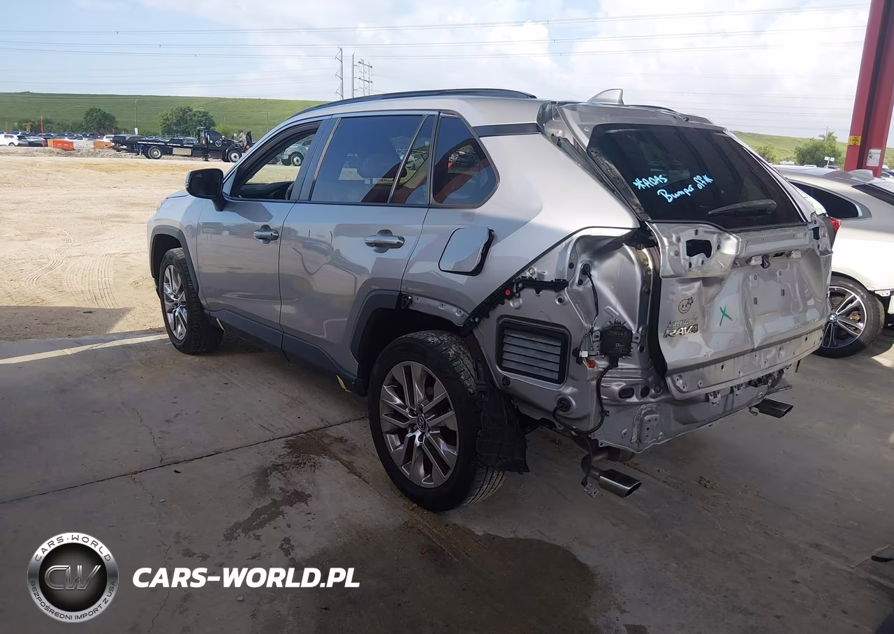 2021 Toyota Rav4 Xle Premium VIN:2T3C1RFV8MW108577 - 3