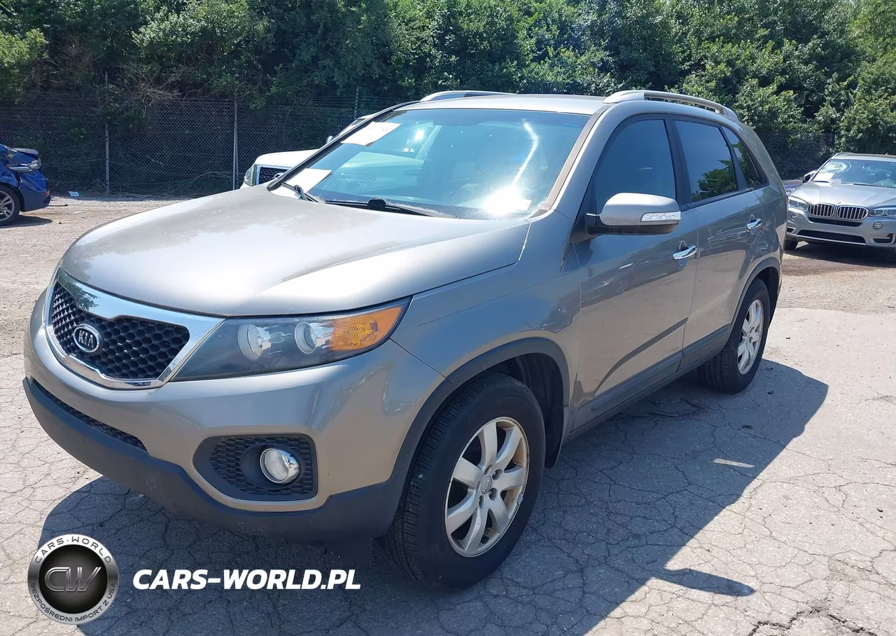 2013 Kia Sorento Lx VIN:5XYKT3A63DG385526 - 2