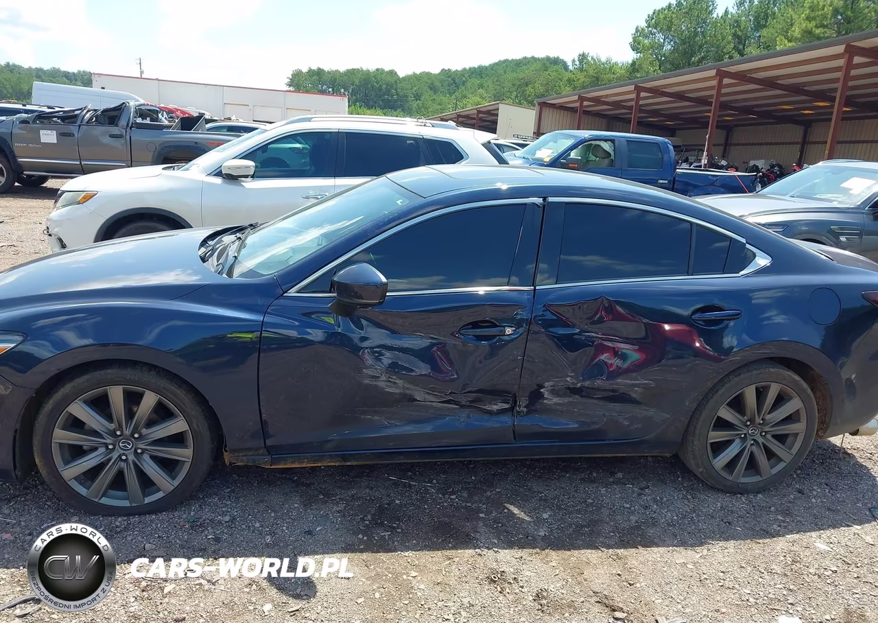 2018 Mazda Mazda6 Touring VIN:JM1GL1VM1J1329731 - 14