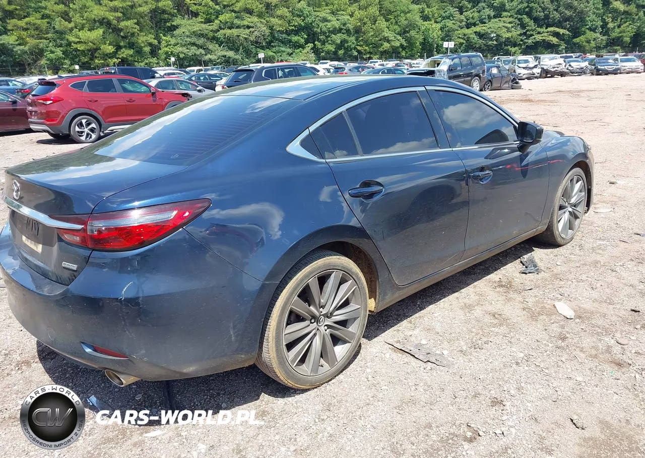 2018 Mazda Mazda6 Touring VIN:JM1GL1VM1J1329731 - 4
