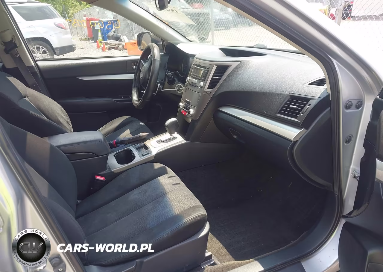 2013 Subaru Outback 2.5I Premium VIN:4S4BRBGC8D3215541 - 5
