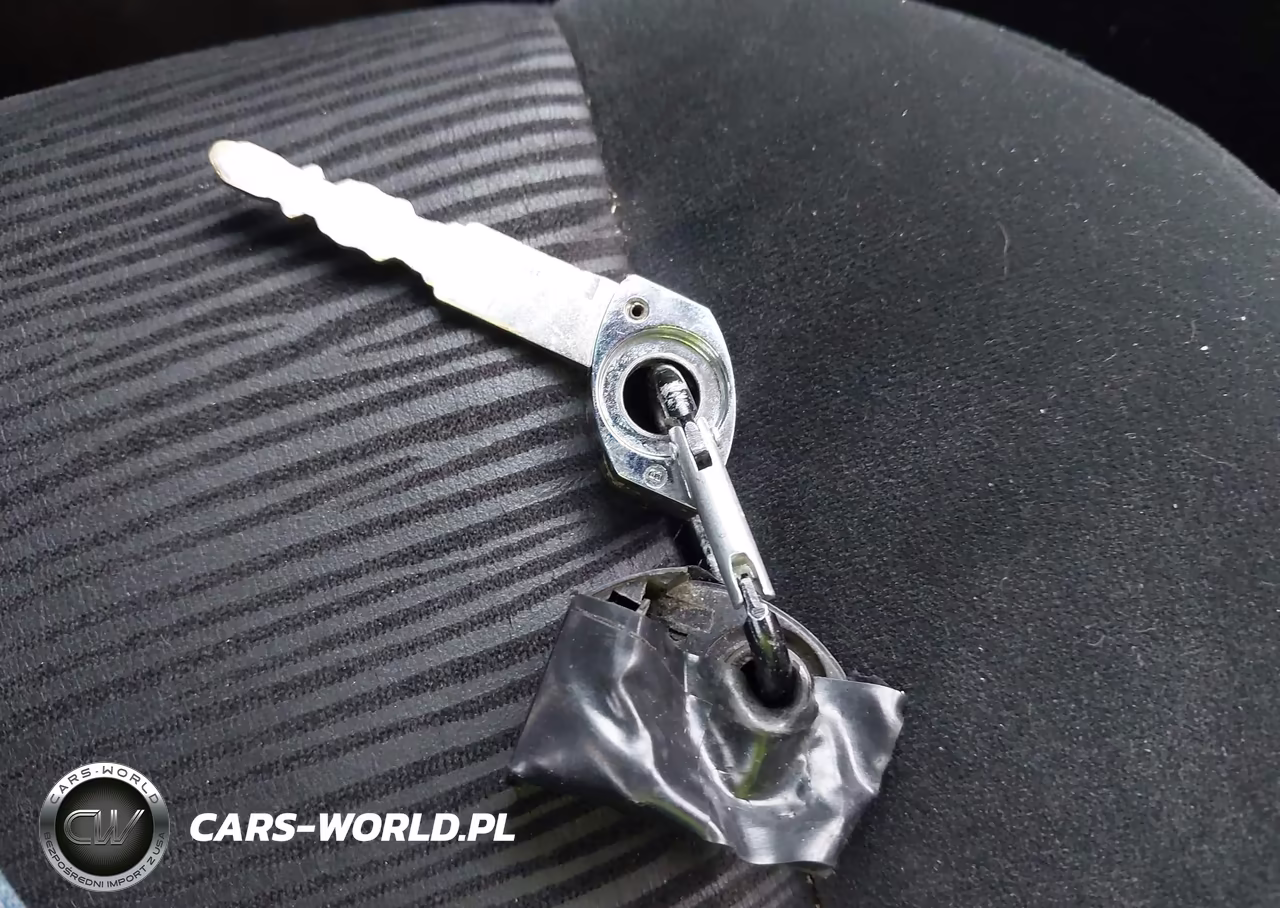 2010 Mazda Mazda6 I Touring VIN:1YVHZ8CH2A5M44780 - 11