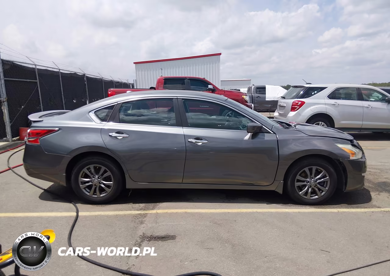 2015 Nissan Altima 2.5 S VIN:1N4AL3AP1FN360968 - 13