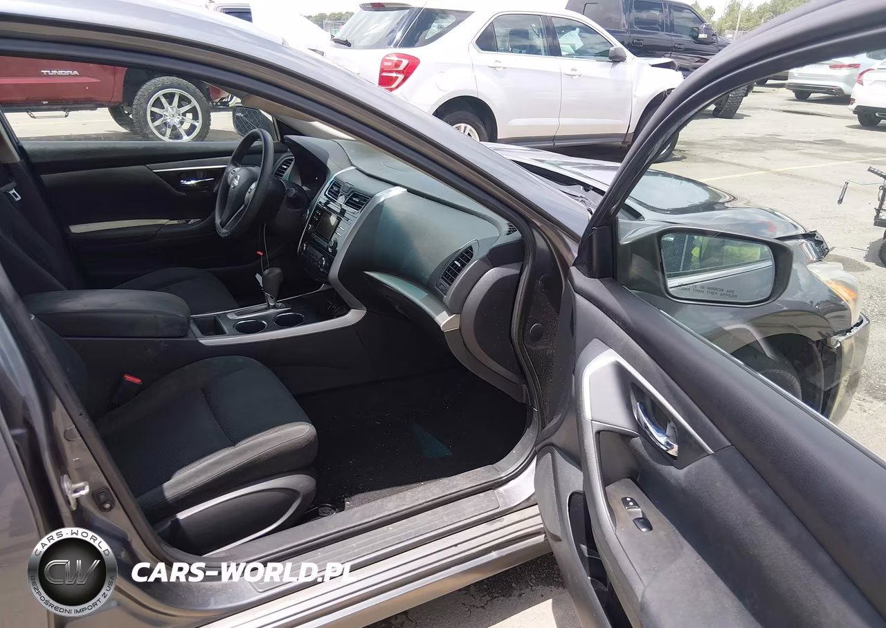 2015 Nissan Altima 2.5 S VIN:1N4AL3AP1FN360968 - 5