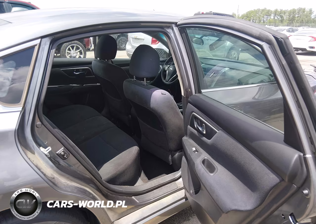 2015 Nissan Altima 2.5 S VIN:1N4AL3AP1FN360968 - 8