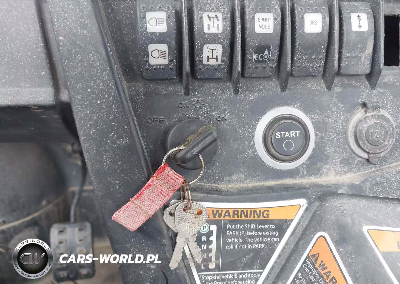 2019 Can-Am Commander 800R-800R Dps VIN:3JBKGAN27KJ000117 - 11