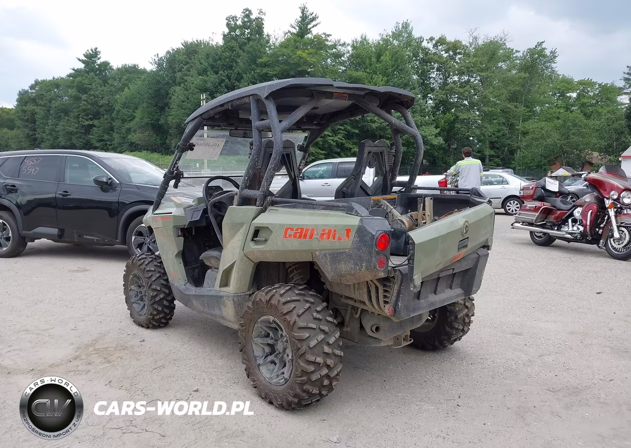 2019 Can-Am Commander 800R-800R Dps VIN:3JBKGAN27KJ000117 - 3