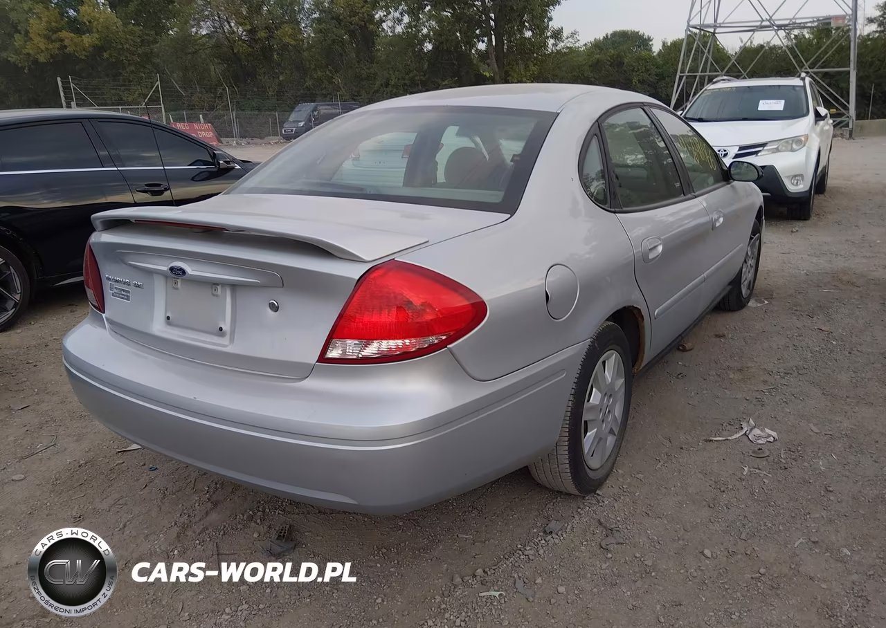 2007 Ford Taurus Se VIN:1FAFP53U27A179461 - 4
