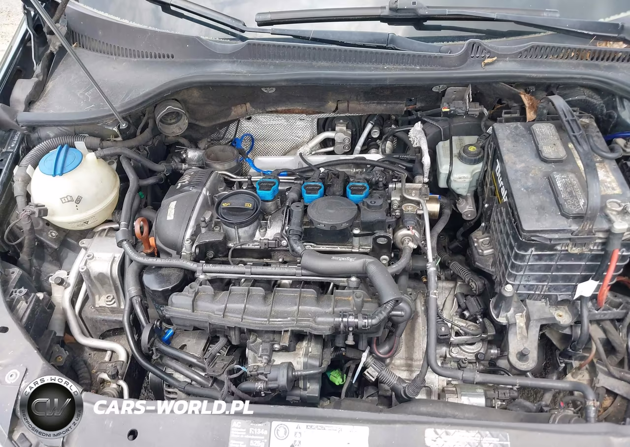 2010 Volkswagen Gti 2-Door VIN:WVWEV7AJ9AW258815 - 10